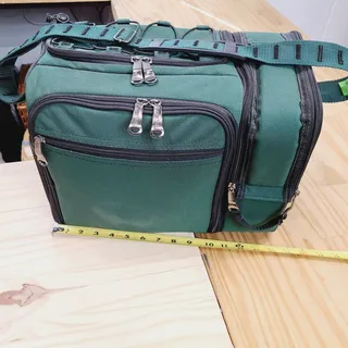Photo of Insulated Picnic Duffle for 2, 'PICNIC TIME' Hunter Green, PRE-OWNED