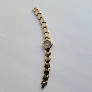 Photo of Vintage Citizen Womens Watch Gold Case Gray Dial Gold Plated Bracelet Quartz
