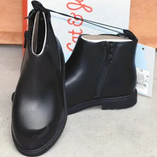 Photo of Cat & Jack Boys Tanner Chelsea Ankle Boots Black Vegan Faux Leather Size 10 