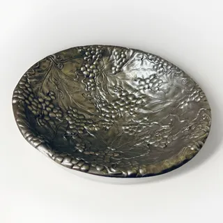 Photo of Vintage Wilton Armetale Grapes Bowl 14” Alloy For Hot And Cold Food Safe