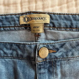 Photo of The cutest distressed democracy denim