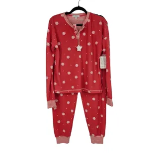 Photo of NWT P.J. Salvage Red Snowflake Ski Jammie Classics Printed Pajama Set Size M