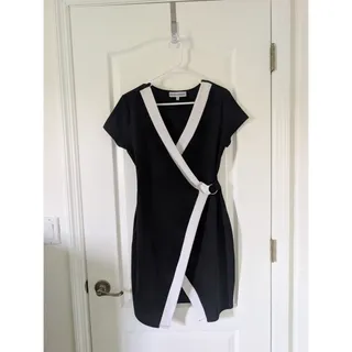 Photo of Almost Famous Women's Knee Length Dress Black/White Short Sleeve Size X-Large