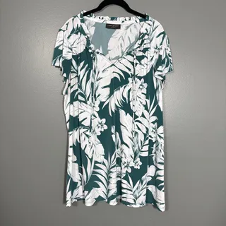 Photo of Lane Bryant Green & White Tropical Ruffle Top V-Neck - 18/20 - Women's Plus Size