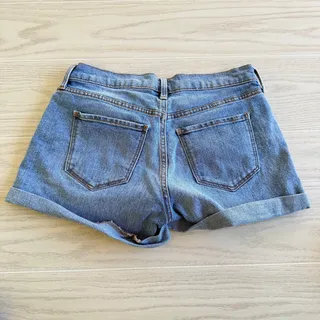 Photo of Old Navy Womens Size 4 WOW Medium Blue 5-Pocket Cuff Denim Shorts