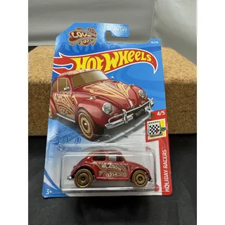 Photo of 2021 Hot Wheels Volkswagen Beetle Valentine Love Holiday Racers 96/250 Red VW
