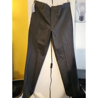 Photo of NWT Dockers Ultimate Iron Free Trouser Straight Fit - W34xL32 - Black - MSRP $80