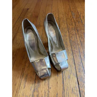 Photo of Yves Saint Laurent Shoes Womens Size 38 Gold Peep Toe Platform High Heels Italy