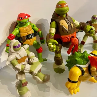 Photo of Lot of 8 Teenage Mutant Ninja Turtles 2012 Playmates Action Figures