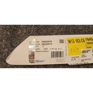 Photo of GM Genuine Parts 19432579 19432580 Wiper Blade Pair 24" & 17" Equinox Terrain