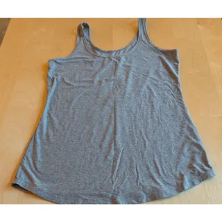 Photo of 🧨Juniors XL 15-17 No Boundaries Tank