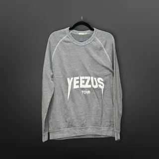 Photo of Kanye West YEEZUS Tour Chicago Gray Crewneck - L - Rare