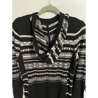 Photo of Women's Smartwool Dress Medium Black Gray Patterned Hooded Sweater Dress