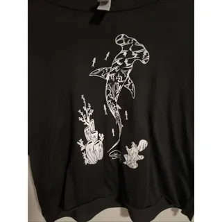 Photo of Next Level Apparel Women SZ M Hammerhead Shark Ocean Reef Cut Off Black T-Shirt