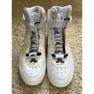 Photo of Nike Air Force 1 High LV8 Triple White Size 6 Youth Small - Free Shipping