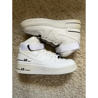 Photo of Nike Air Force 1 High LV8 Triple White Size 6 Youth Small - Free Shipping