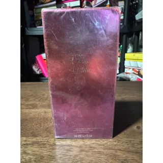 Photo of Avon flor violeta perfume sealed 1.7 fl oz. Nos
