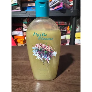 Photo of Avon mystic blooms bath foam 8.4 fl oz. *2003
