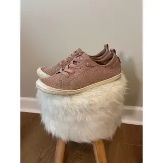 Photo of Roxy Bayshore Knit Slip-On Sneakers size 11
