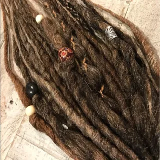 Photo of 20 SE Single Ended Knotty Dreads Dreadlocks Hair Extensions Beads Brown Blended