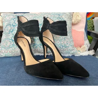 Photo of Gianni Bini Black Suede Pointed Toe Stiletto Heels Ankle Strap Zip Pumps Size 9 EUC