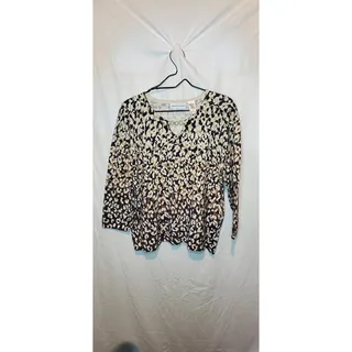 Photo of Alfred Dunner Floral Leopard Print Blouse Women’s Size Small
