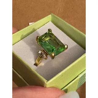 Photo of NIB Green Faceted Stone Cocktail Ring Size 9