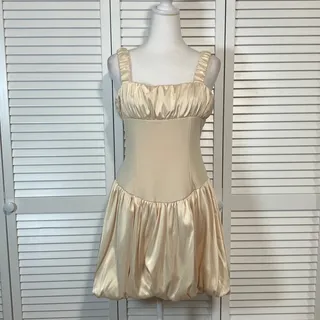 Photo of NWT Cream Knitted Stain Bubble Hem Mini Dress Girls L