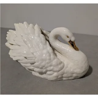 Photo of Vtg Lenox The Graceful Swan Porcelain Figurine H-5 Ivory China 24k Gold Trim 90s
