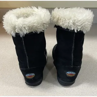 Photo of Emu Ridge Women's Size 6 Black Suede Mid Calf Boots Merino Wool Lining