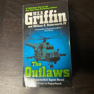 Photo of Outlaws by W. E. B. Griffin, William E. Butterworth IV (2011, Trade Paperback)
