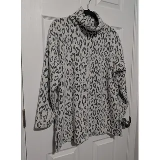 Photo of Chico's Size 3 Grey Leopard Print Cowl Neck Tunic Sweater Women's US XL