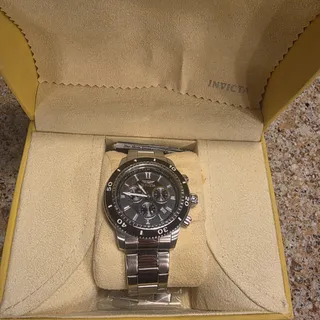 Photo of Invicta Mens Chronograph Watch Model1203 Stainless Steel Blk Dial w/ Box&Papers