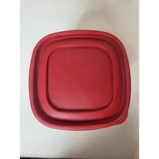 Photo of Lot Of 4 Rubbermaid Red Easy Find Lid 4 Sizes Food Storage Container 473ml.