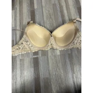 Photo of Bra Womens Small Beige Lace Push Up Underwire Padded Adjustable Straps Floral