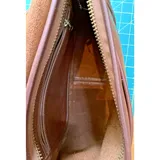 Listing Photo Thumb #5