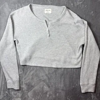 Photo of Gilly Hicks Waffle Boho Cottogecore Crop Top Knit Gray Woman's Medium M