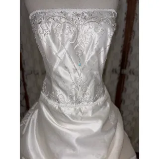 Photo of Gorgeous Like New Moonlight Silk Tiered Wedding Gown