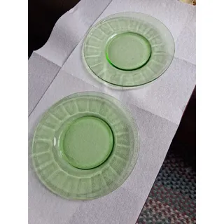 Photo of Set of 2 Depression Glass Uranium 8" Plates (3223)