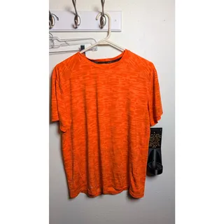 Photo of Russel Men's Athletic Shirt Size M (38-40)