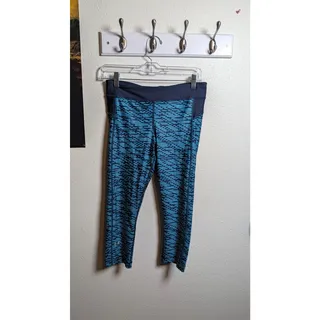 Photo of Under Armour Women's Compression Leggings Size M