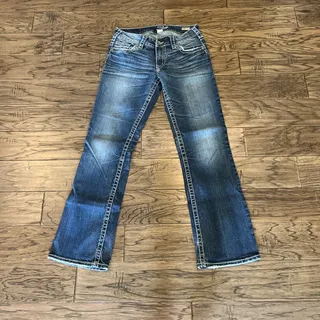 Photo of Silver Jeans Suki 17” Bootcut Mid Rise Size 29