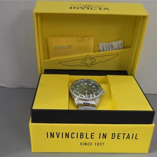 Photo of Invicta Pro Diver Visions From Above 43mm Football Theme Dial/Bezel SS Bracelet