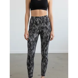 Photo of Lululemon leggings size 0