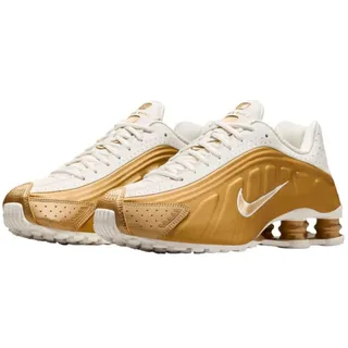 Photo of Nike Shox R4 Women’s Low Top Lace-Up Sneakers Metallic Gold AR3565-010 Size 9 M