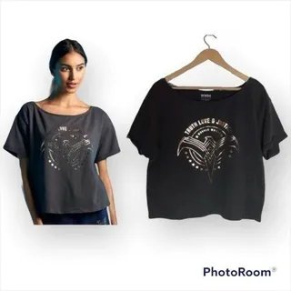 Photo of Her Universe Wonder Woman WW84 NWT Women's Junior Small Cropped Lounge Top