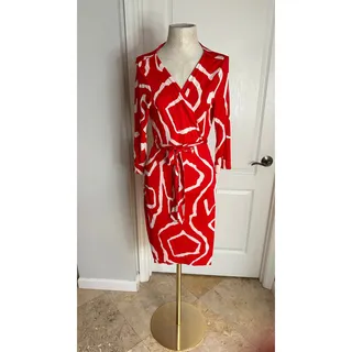 Photo of DVF Vintage Justin 100% Silk Jersey Wrap Dress Abstract Red White