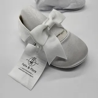 Photo of Felix & Flora Toddler Little Girls Dress Shoes Toddler Girls Size 12-18 Months!!