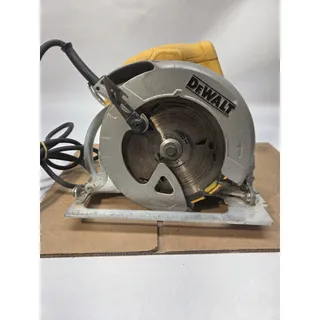 Photo of DEWALT DWE575 7 1/4" Circular Saw Corded 9ft (181717) Excellent Cond.