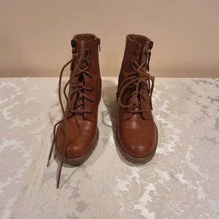 Photo of Zodiac Gaige Cognac Womens Brown Boots Size 8.5